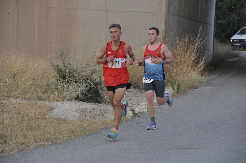 Víctor Doblas Díaz gana la XXI Carrera Popular Quesada Clínica Dental