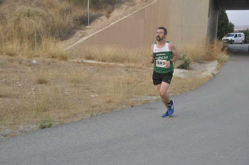 Víctor Doblas Díaz gana la XXI Carrera Popular Quesada Clínica Dental