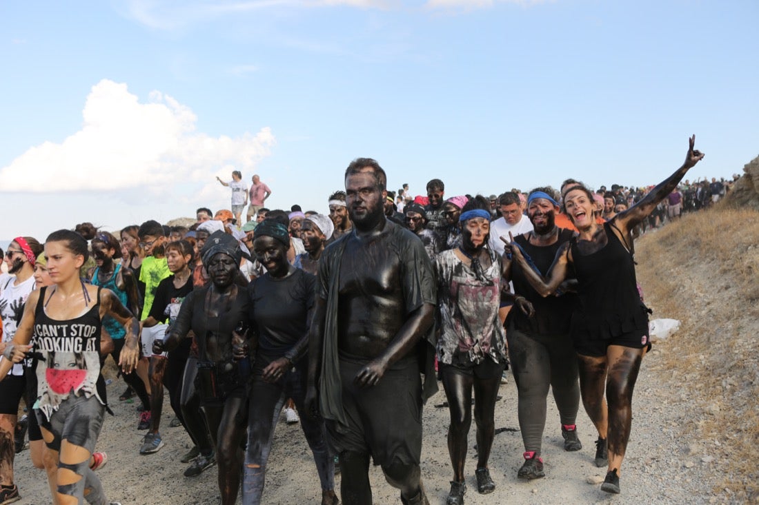 Aquí puedes ver una selección de las mejores fotografías del multitudinario Cascamorras, que ha reunido a unas 15.000 personas en Baza