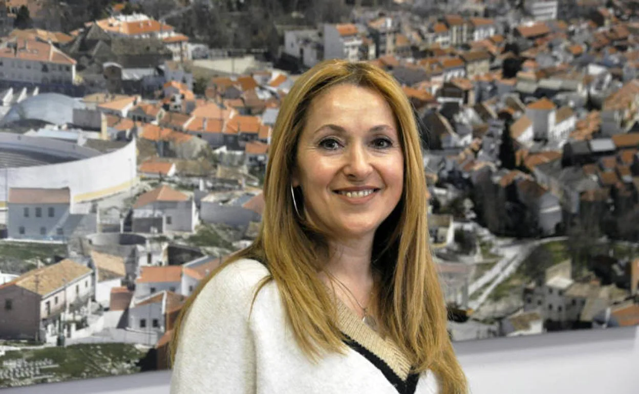 Yolanda Fernández, concejala de Gobernación y Personal. 