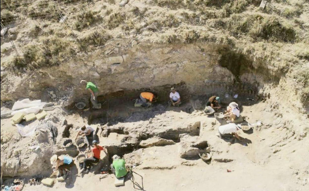 Imagen de los trabajos en el yacimiento. 