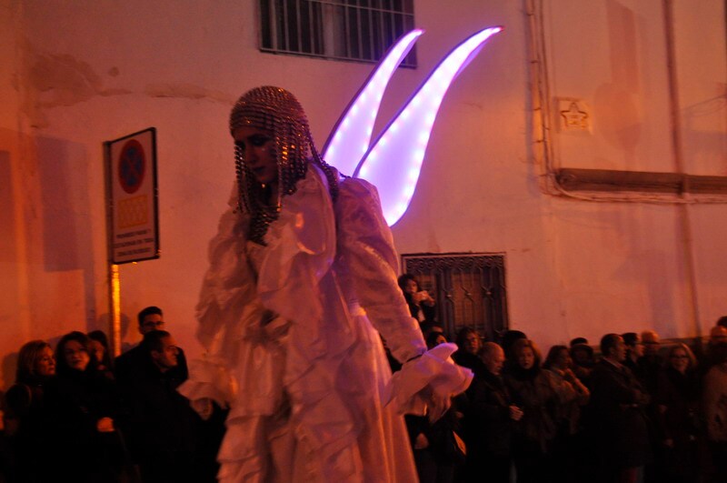 Sus majestades, también han realizado una parada en la Plaza Mayor para recibir a todos los niños y niñas en una noche bastante apacible comparada con otros años de intenso frío