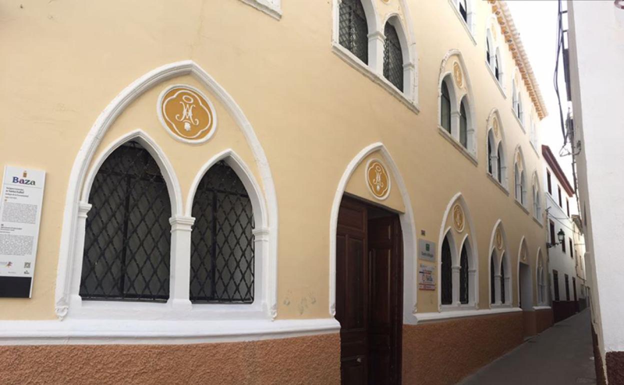 Jornada de puertas abiertas en el colegio de la Presentación de Baza