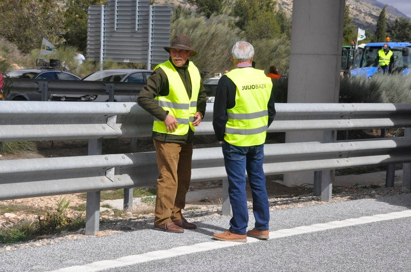 Decenas de tractores marcharon en el norte de la provincia.