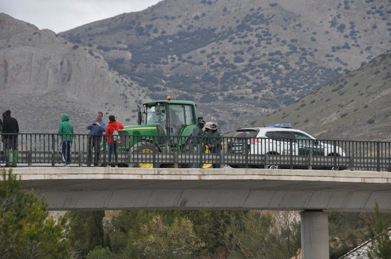 Decenas de tractores marcharon en el norte de la provincia.