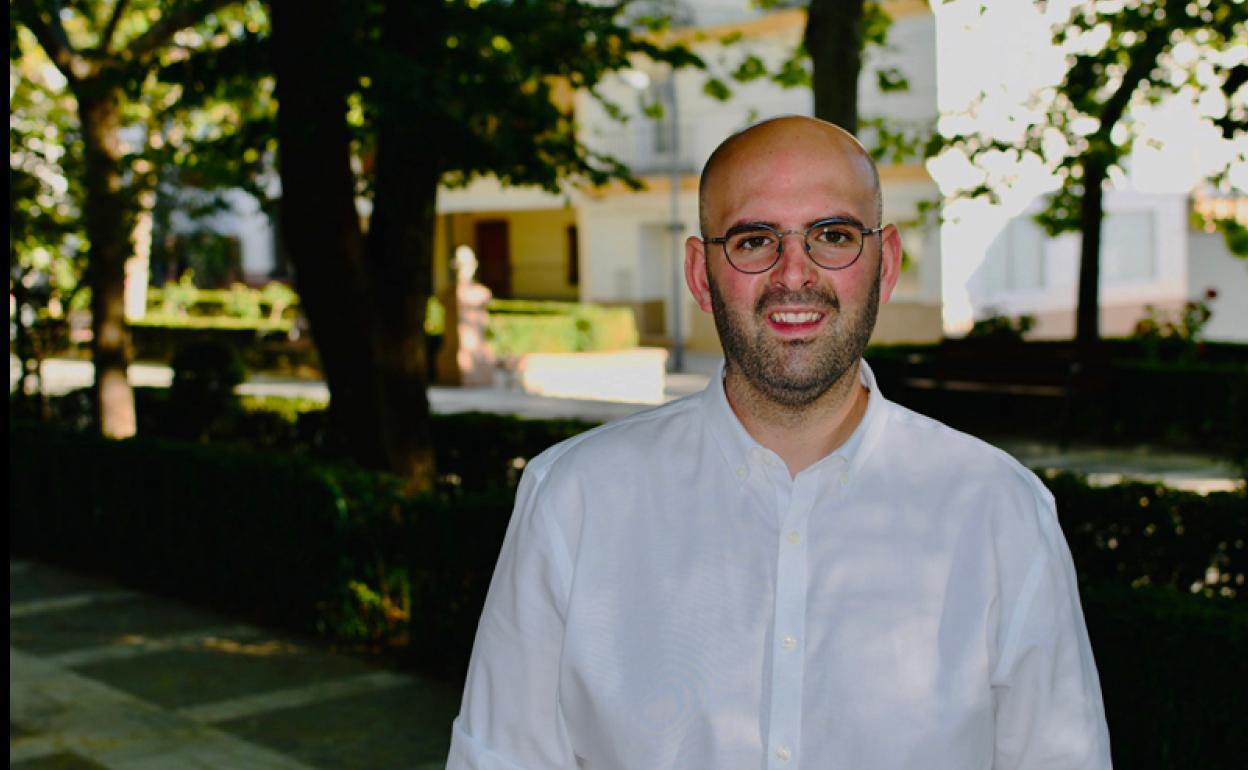 Miguel Román, portavoz del PSOE en el Ayuntamiento de Caniles