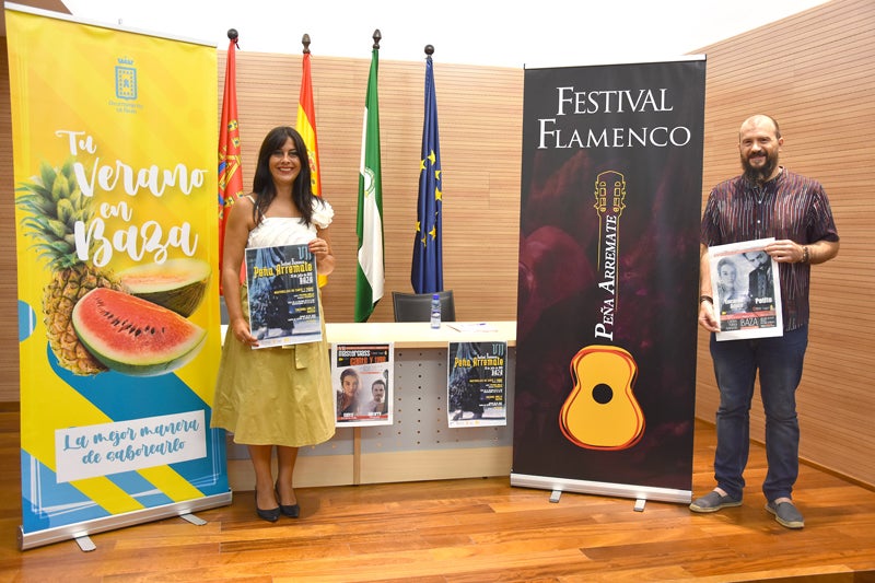 Maribel Cano y Antonio 'Capote' durante la presentación del festival