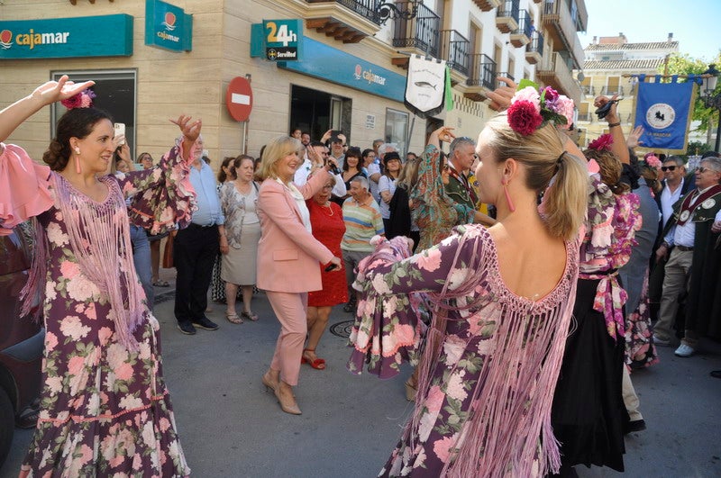 Una exhibición de sevillanas o el homenaje a título póstumo a Antonio Muñoz Jaunenes componen el acto.