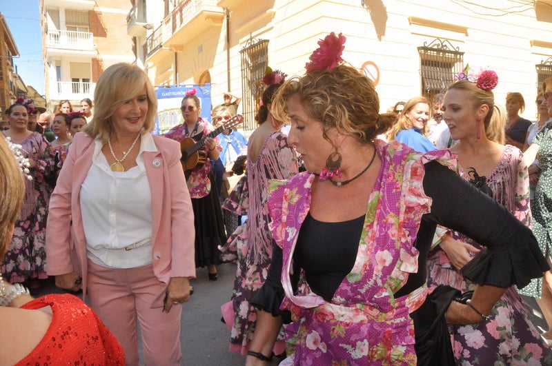Una exhibición de sevillanas o el homenaje a título póstumo a Antonio Muñoz Jaunenes componen el acto.