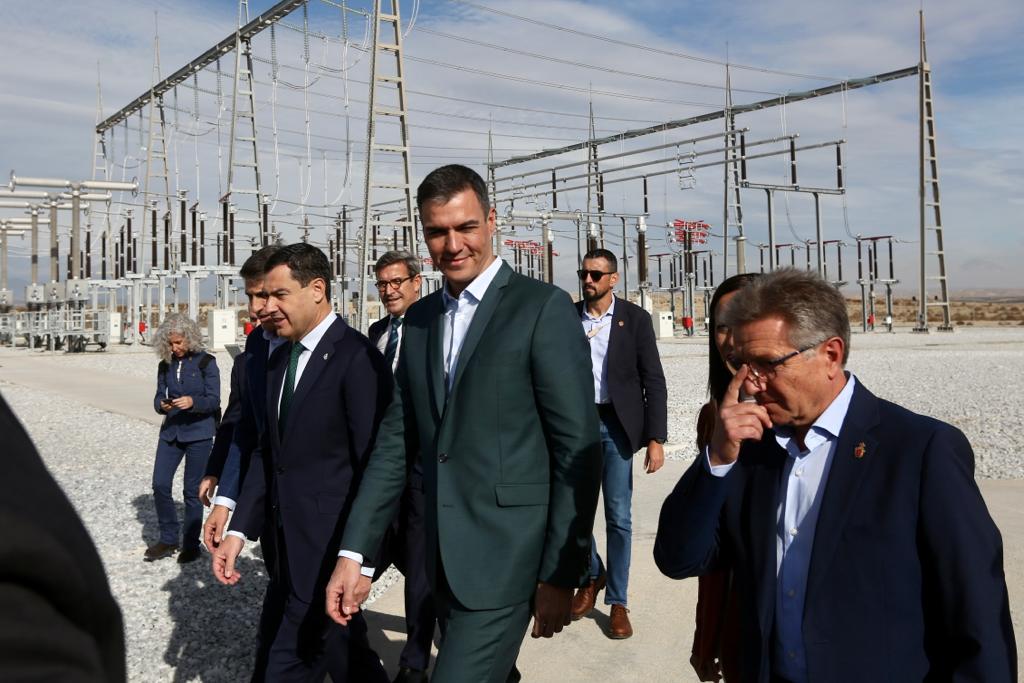 Inauguración de la estación eléctrica entre Caparacena y Baza