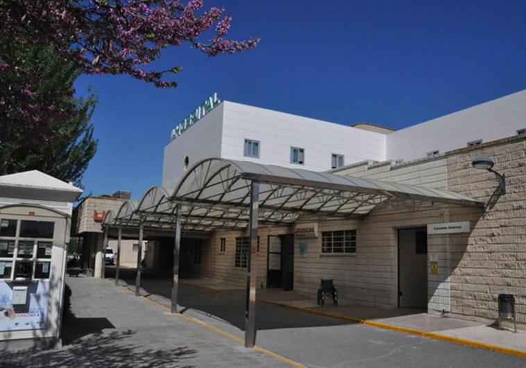 El PSOE denuncia «la reducción de personal y el desmantelamiento de servicios» en el Hospital de Baza