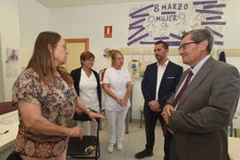 José Entrena y Juan Francisco Torregrosa en la cooperativa Vircaben