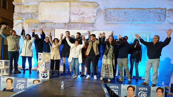 Soledad Martínez la candidata del PP de Huéscar pide una mayoría absoluta