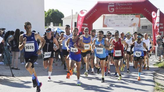 Esteban Milena y Carolina Huertas, ganadores de la carrera 'Cordero Segureño' de Huéscar