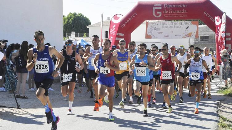 Esteban Milena y Carolina Huertas, ganadores de la carrera 'Cordero Segureño' de Huéscar