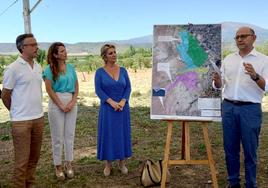 Manuel Gómez, María Pilar Vázquez y Mari Carmen Reyes