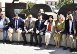 Algunas de las muchas autoridades que han asistido a la inauguración de la Feria de la Oveja en Huéscar