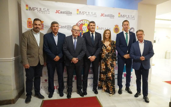 Pedro Fernández asiste a las jornadas de ciberseguridad de Baza