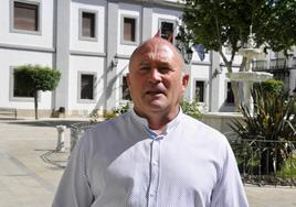 Rafael Azor se pasa al grupo de los no adscritos en el Ayuntamiento de Baza,