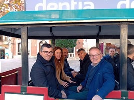Delegado, alcaldesa de Caniles, alcalde de Baza y presidente de los empresarios en elel tren