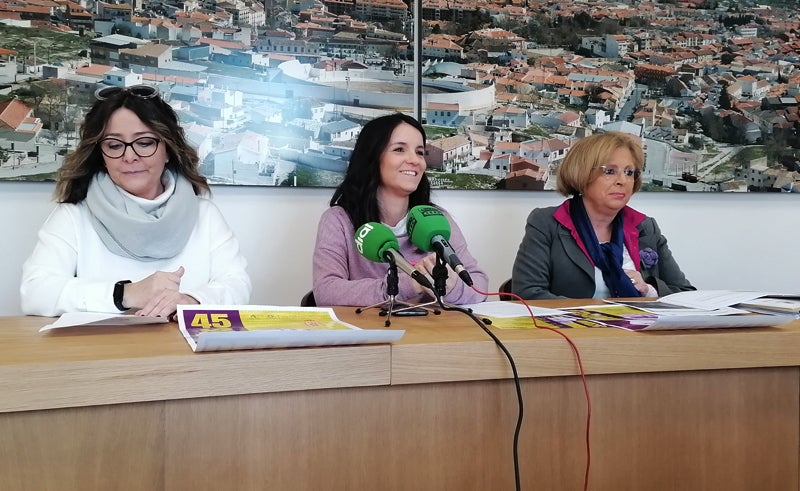 Las mujeres que fueron concejalas entre 1979 y 2011 protagonistas del 8-M