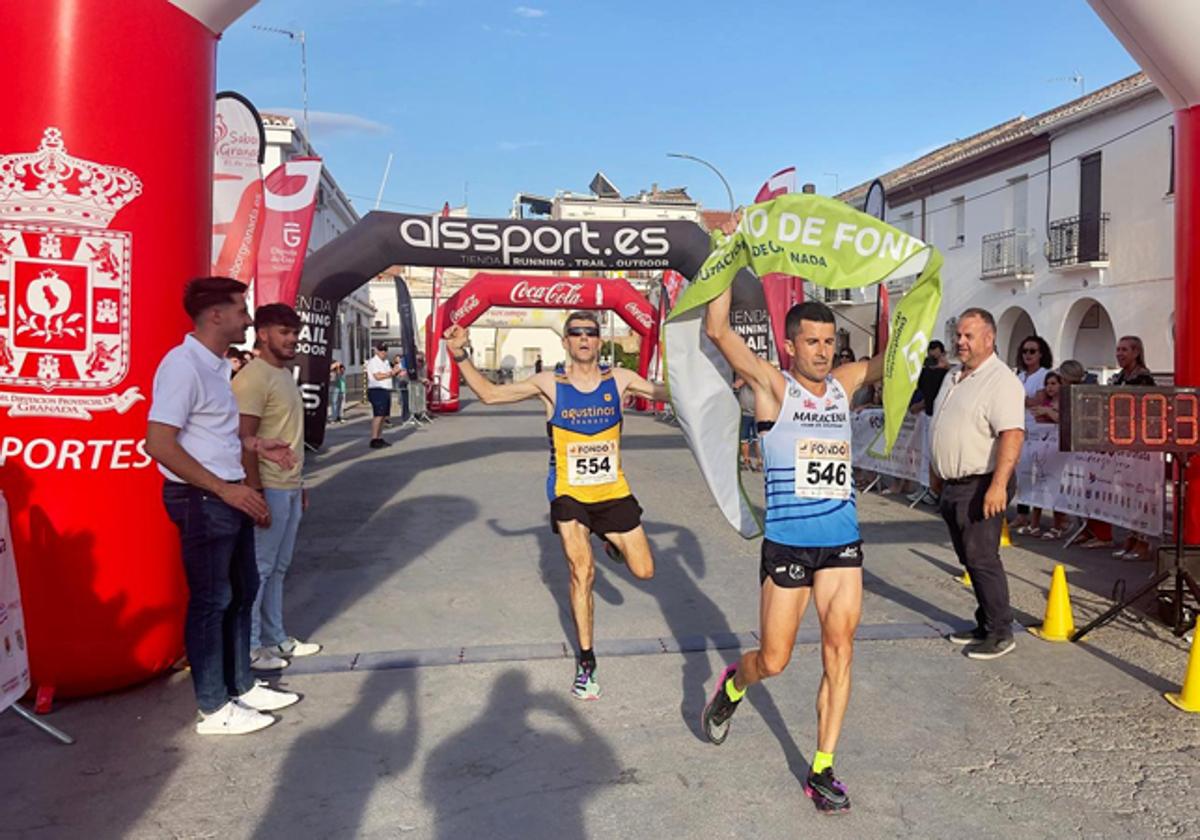 Manuel Santiago vencedor al llegar un segundo por delante de Francisco Javier Fernández