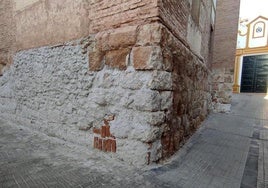 El Ayuntamiento de Baza paraliza las obras en la fachada de la iglesia de San Juan