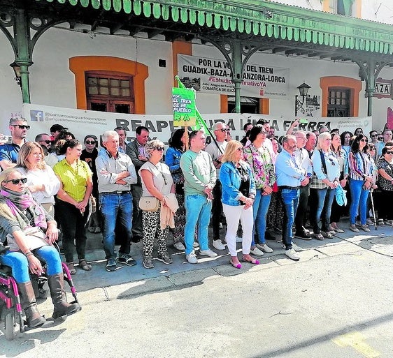Nueva protestapara exigir la línea Guadix-Baza-Lorca