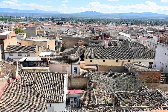 Tejados deteriorados en una vista parcial del casco histórico