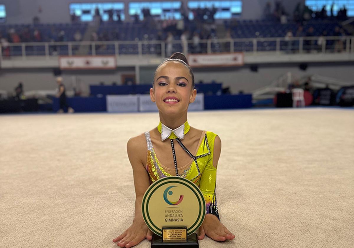 Éxito del Club Rítmica Baza Dentia en el Campeonato de Andalucía Base en Chiclana