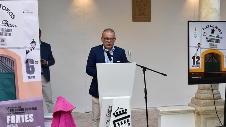 El PSOE pide explicaciones al alcalde de Baza por el convenio con una empresa taurina
