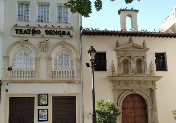 Fachada del Teatro Dengra de Baza.