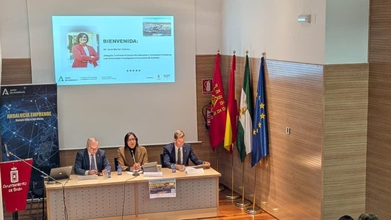 La Junta acerca la digitalización y la IA a los territorios rurales de Granada