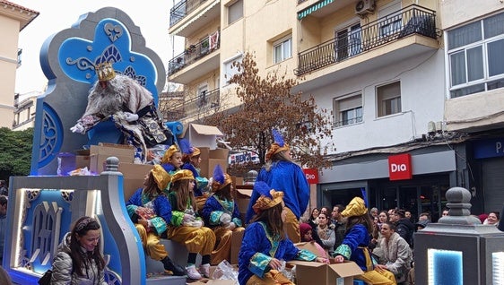 Sus majestades los Reyes Magos se adelantan un día y llegan sin novedad a Baza y Cúllar