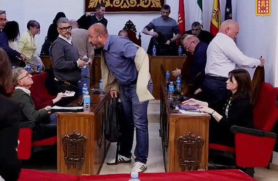 El PSOE de Baza exige al PP disculpas por los insultos a su portavoz