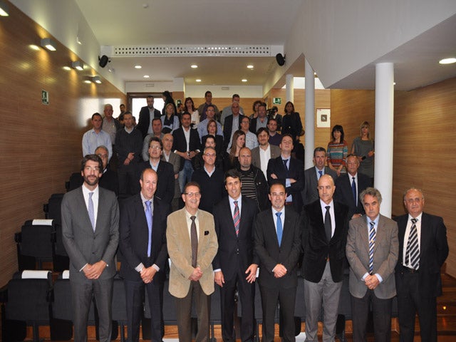 La línea férrea Guadix- Baza – Almendricos es rentable y debe construirse