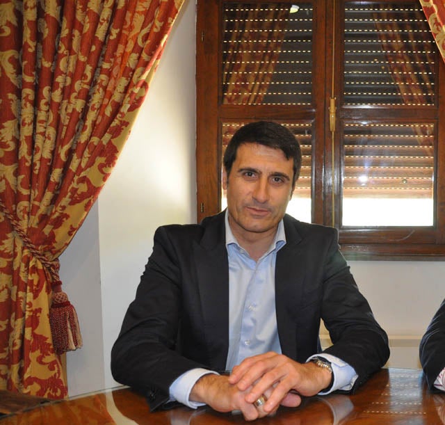 El alcalde de Baza pide la desaparición de las diputaciones en vez de las mancomunidades
