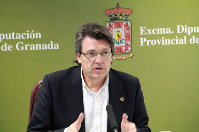El PSOE acusa al alcalde de Cúllar José Torrente de discriminar a un trabajador que gano una demanda por despido improcedente