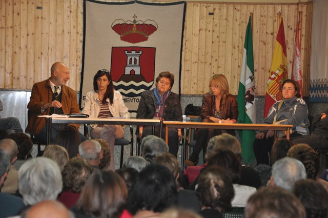 La secretaria del Ayuntamiento de Cortes de Baza se disculpa por coger dinero de la caja municipal