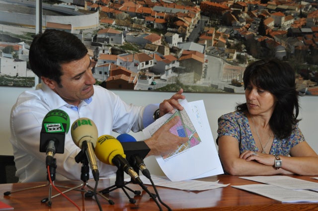 La reducción de la aportación municipal al nuevo FEDER obliga a modificar los proyectos previstos