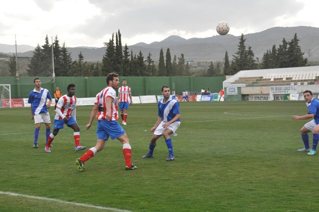 El Baza pierde ante la Zubia el tercer puesto