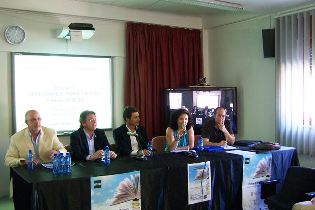 La UNED de Baza y Aldeas infantiles SOS celebran un curso sobre Resiliencia y salud en niños y adolescentes