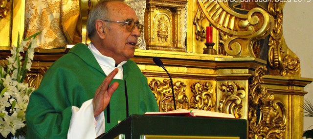Misa de despedida de Salvador Olivares de la parroquia de San Juan de Baza