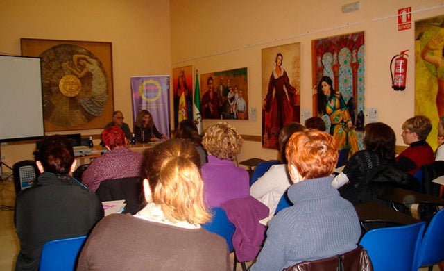 Huéscar organiza unas jornadas sobre la mujer como agente de desarrollo