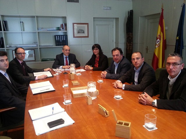 El Ministerio de Fomento plantea ahora un estudio sobre la viabilidad de la línea Guadix- Baza- Lorca