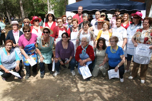 150 mayores de Baza participan en la 20 edición del “Vamos al Arroz”