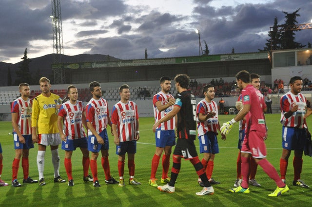 El Baza goleado por el Granada  0-8