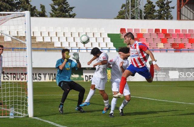 El Club Deportivo Baza viaja hasta Armilla para enfrentarse al Arenas