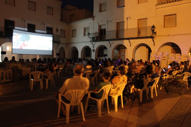 Comienza en Caniles la programación de actividades veraniegas