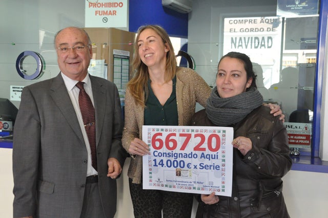 La Once y la Lotería de Navidad reparten en Baza 1.250.000 euros en dos días